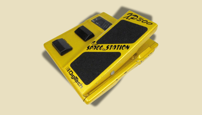 Digitech Space Station XP-300 multi-effects pedal with expression control